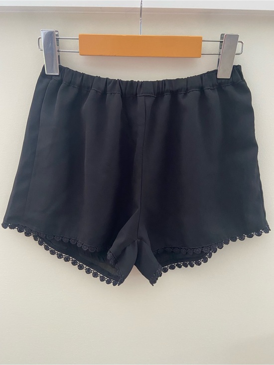 Brandy Melville Pants - Brandy Melville Crochet Trim Black Shorts Boho